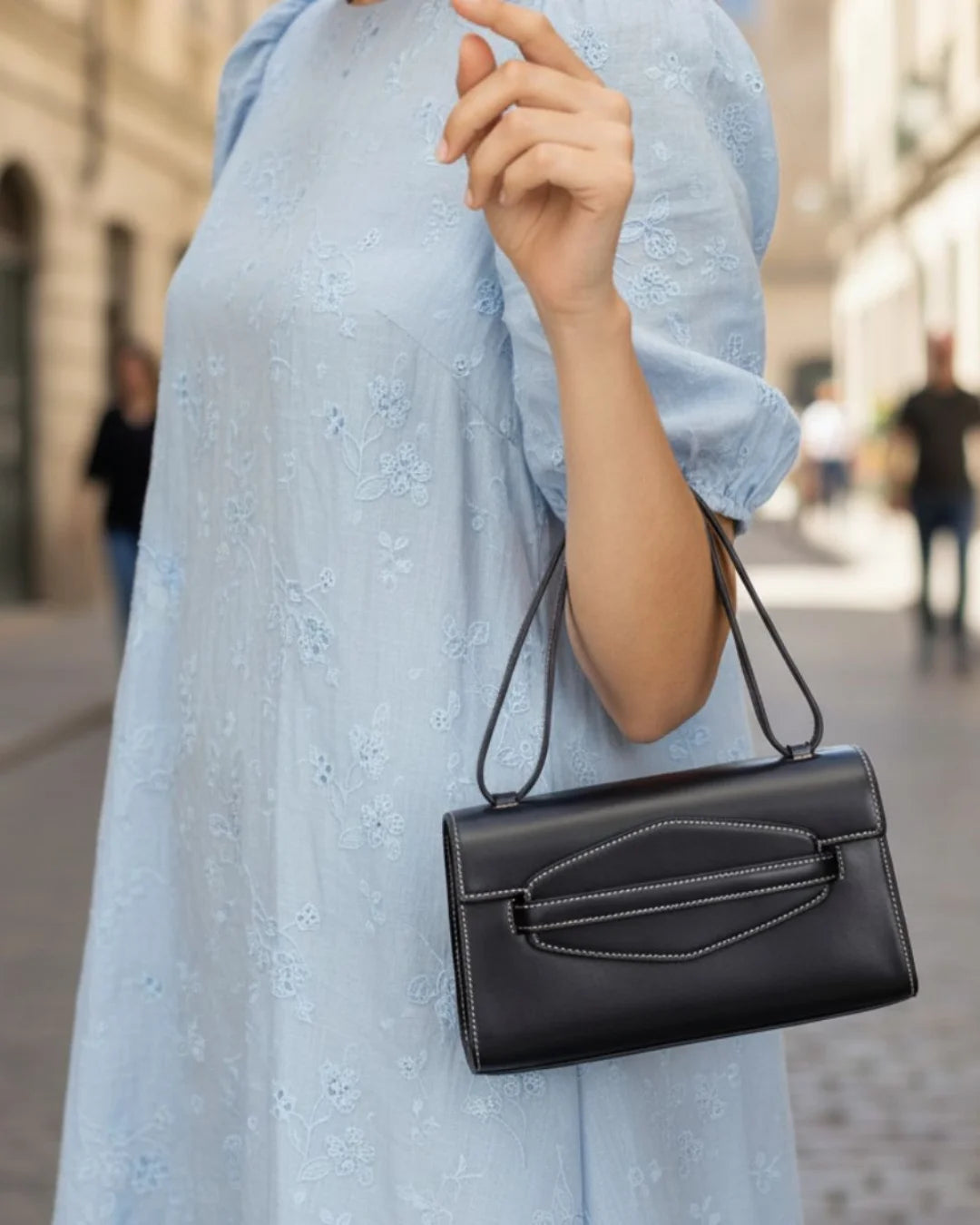 MIDNIGHT STITCH BLACK BAG