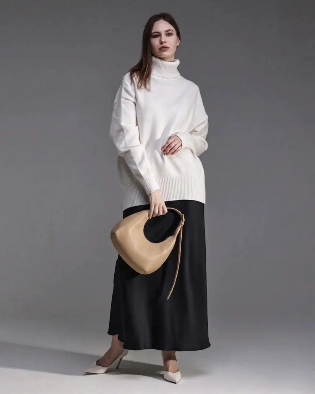 Velora Beige Bag - mylight.pk